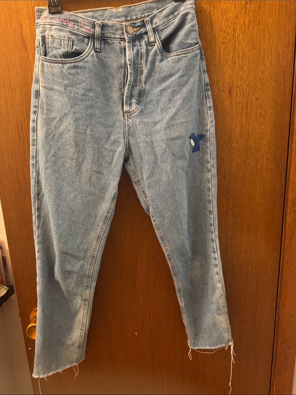 FARM Rio Light Blue Cropped Ankle Jeans with Blue Embroidered Bird Accent